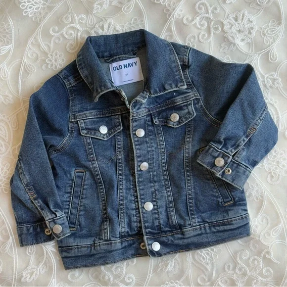 Old Navy Blue Jean Jacket with Classic Denim Style - Picture 4 of 6
